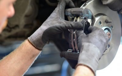 ¿Por qué revisar y cuidar los frenos de tu coche?