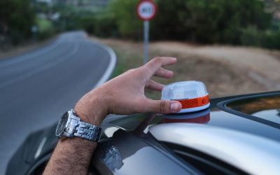 ¡La luz de emergencia V16 que cambia la seguridad vial para siempre!